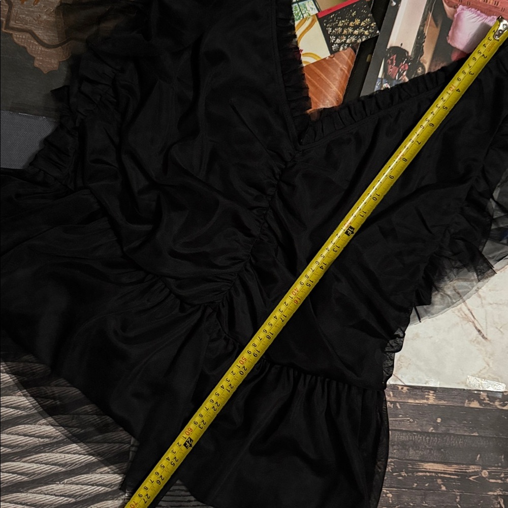 π€π©π€β’ 𫦠Torrid x All Ruffled Upβ¦ Vibes π«¦β’ π©βͺοΈπ© - Picture 7 of 10